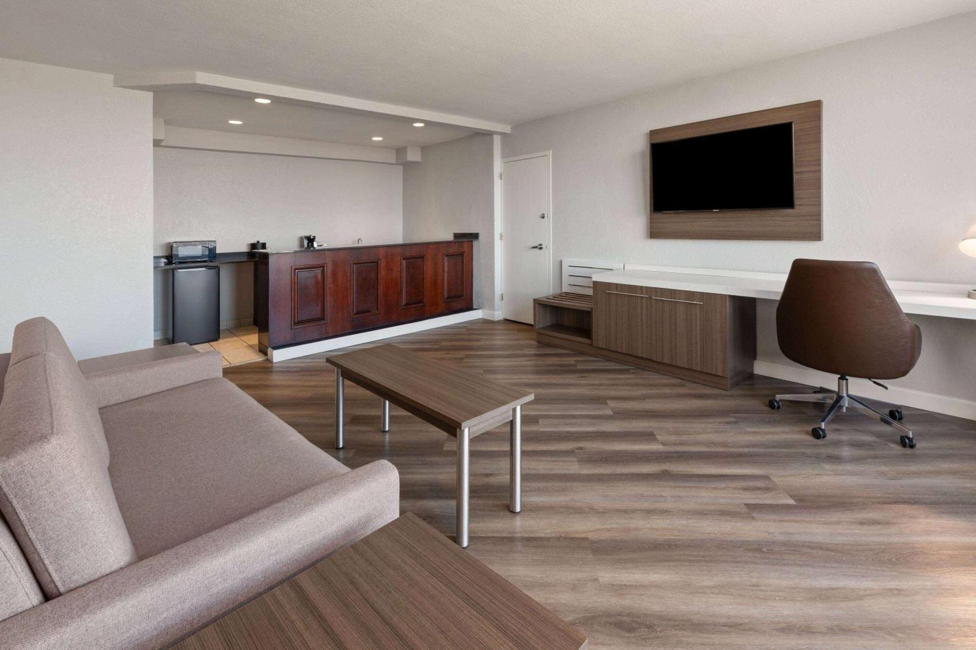 Wyndham Garden Norfolk Downtown Ξενοδοχείο Εξωτερικό φωτογραφία