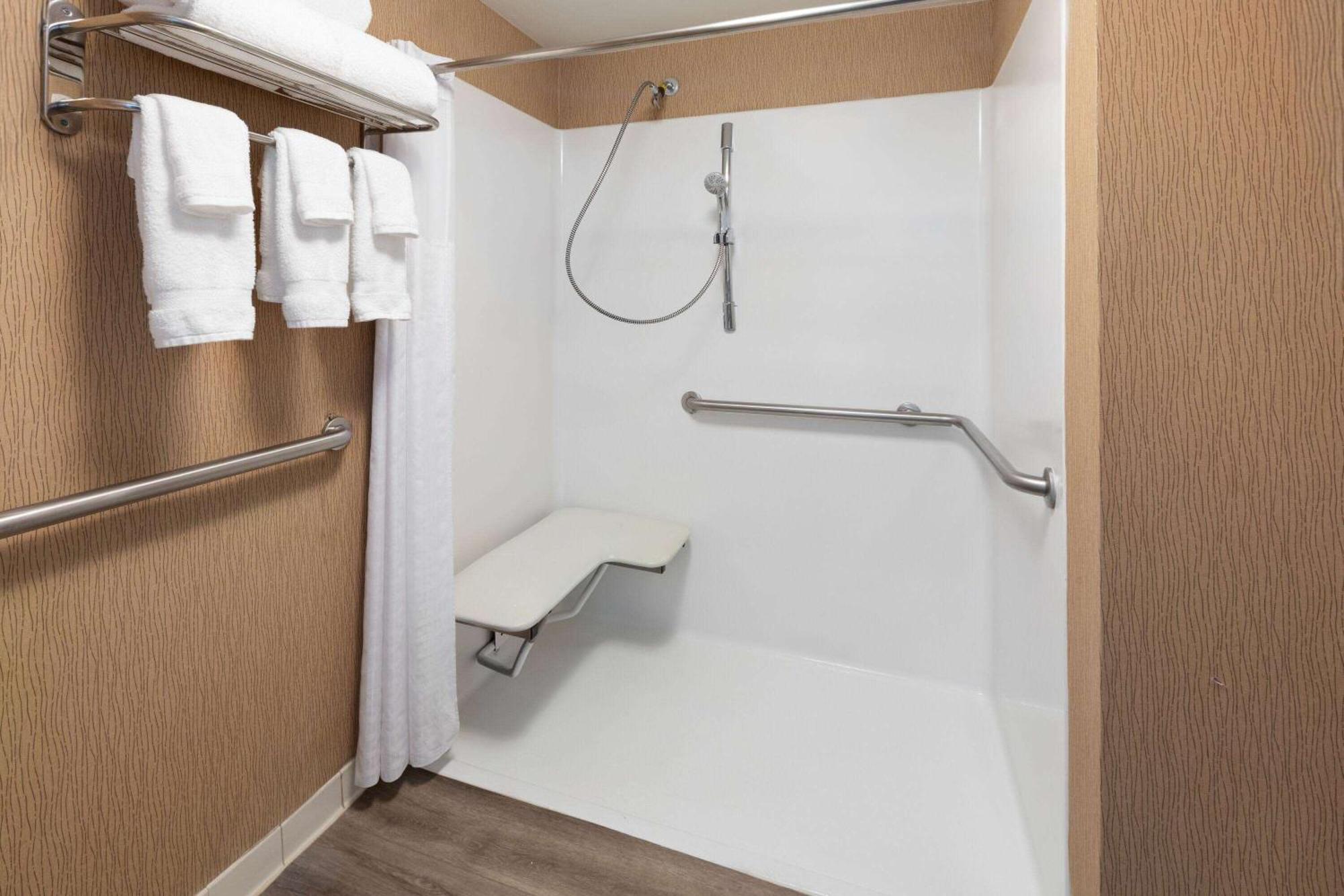 Wyndham Garden Norfolk Downtown Ξενοδοχείο Εξωτερικό φωτογραφία